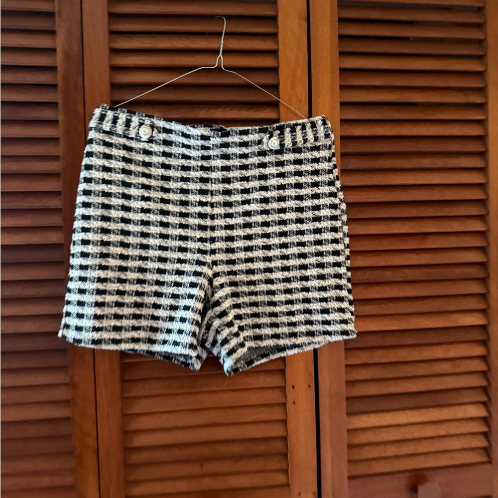 Messini Beautiful Women's High waisted Shorts Medium Houndstooth